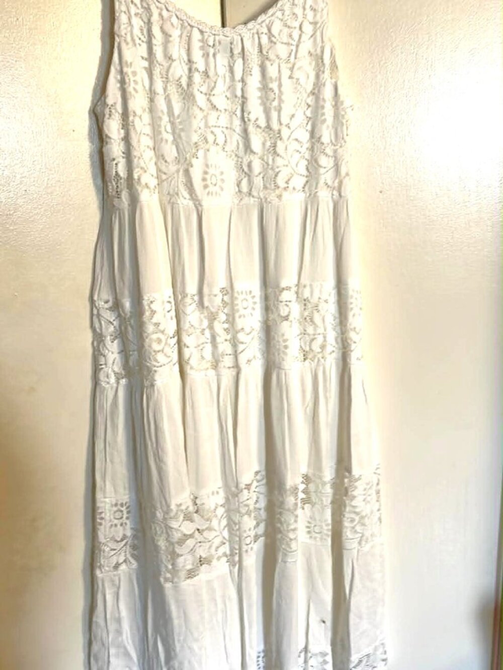 Signature by Robbie Bee White Lace Maxi Dress – Size 2X - Picture 6 of 9